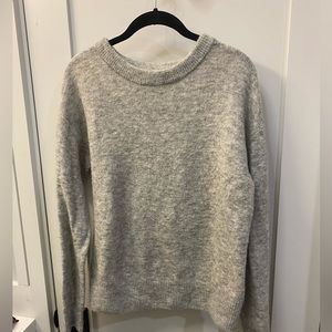 Esther grey HM sweater